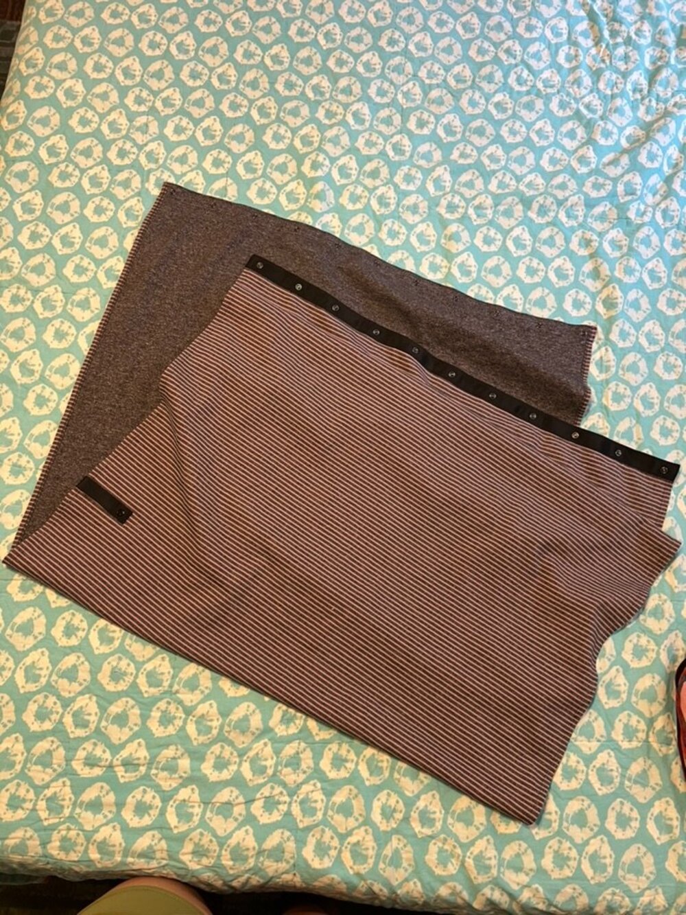 Lululemon Vinyasa scarf wrap. pink and grey